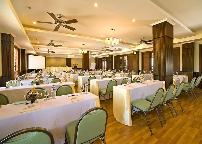 Hotel New Kuta By Lorin 4*